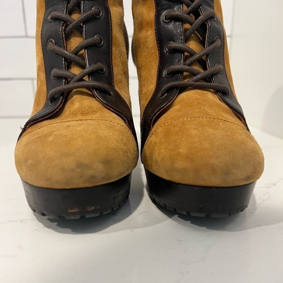 Veronica Beard Axel Lace Up Heeled Hiking Boot. Size 6 US / 36 EU. - Picture 12 of 13